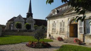 Mairie et Église Lesmont dans l'Aube